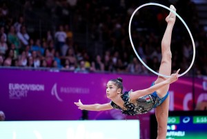 f hoop raffaeli sofia ita ph simone ferraro sfa01512 copia